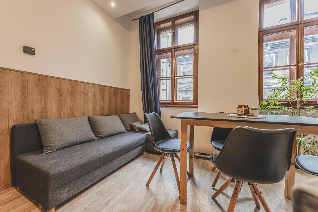 Carolina'S Central Apartment Hradec Králové Eksteriør bilde